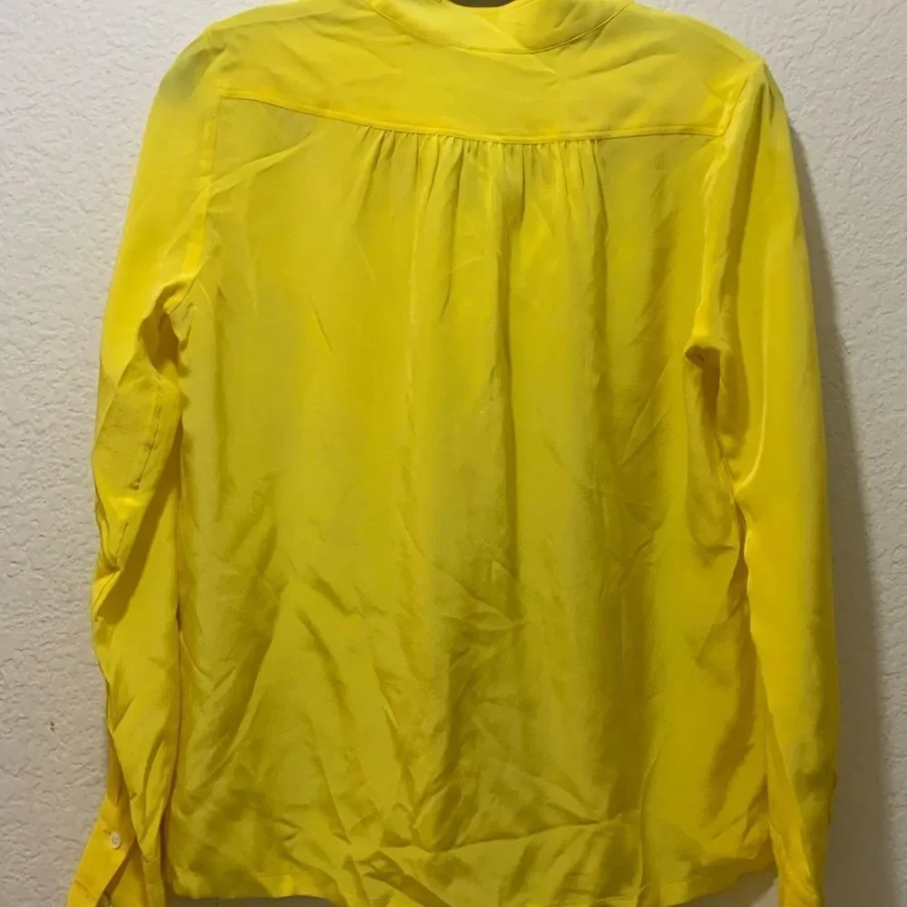 Barneys newyork top yellow 100% silk make in Italy size 38